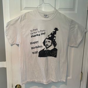 One of a kind Large William Shakespeare t shirt